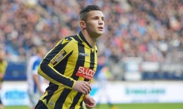 他将面临更 他将面临更