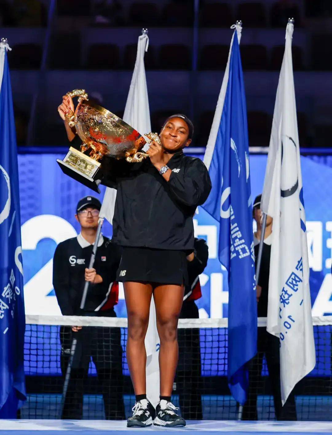 顽强拼搏与 顽强拼搏与